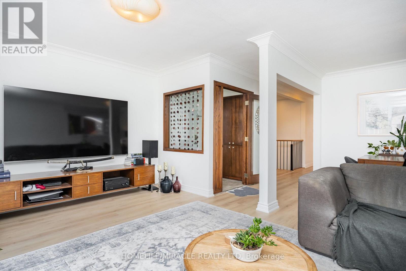 6696 Huggins Street, Niagara Falls, Ontario  L2J 1H7 - Photo 10 - X12868918