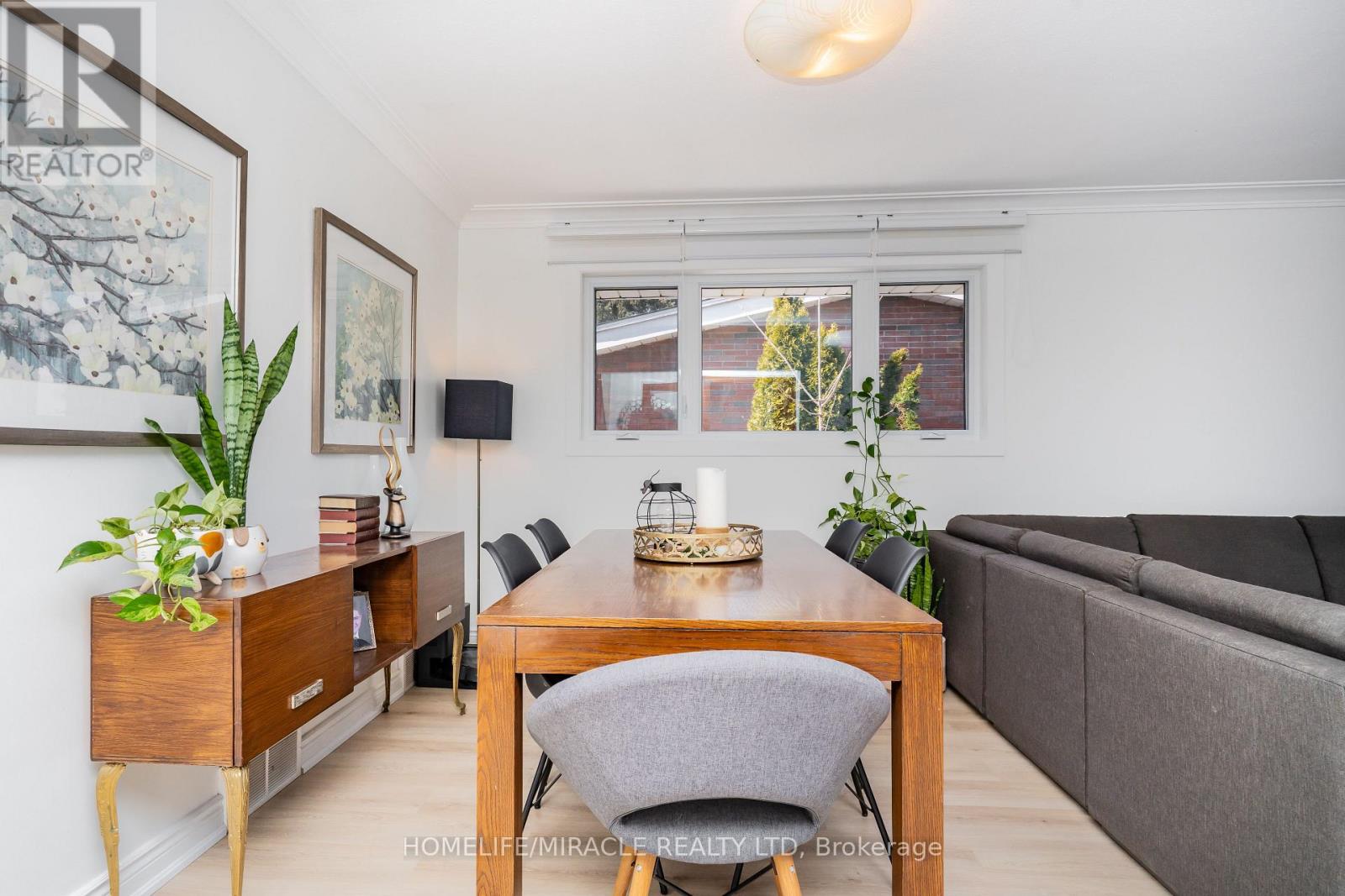 6696 Huggins Street, Niagara Falls, Ontario  L2J 1H7 - Photo 12 - X12868918