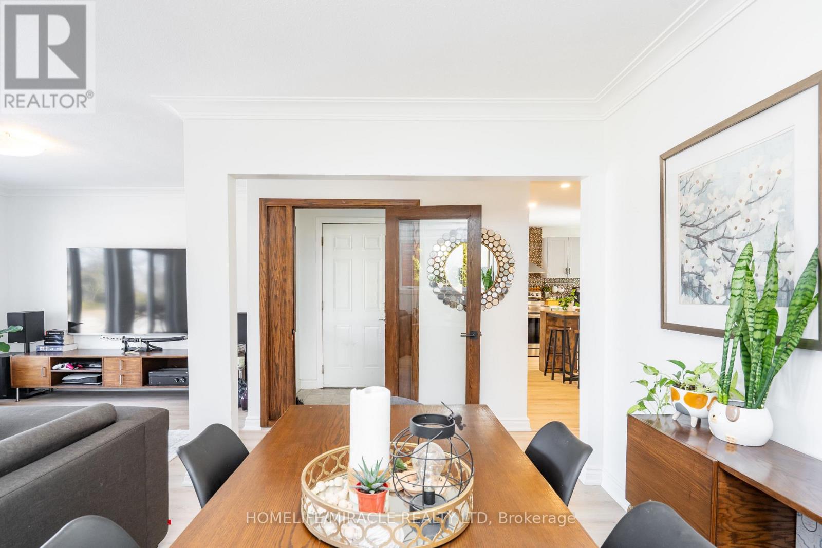 6696 Huggins Street, Niagara Falls, Ontario  L2J 1H7 - Photo 14 - X12868918