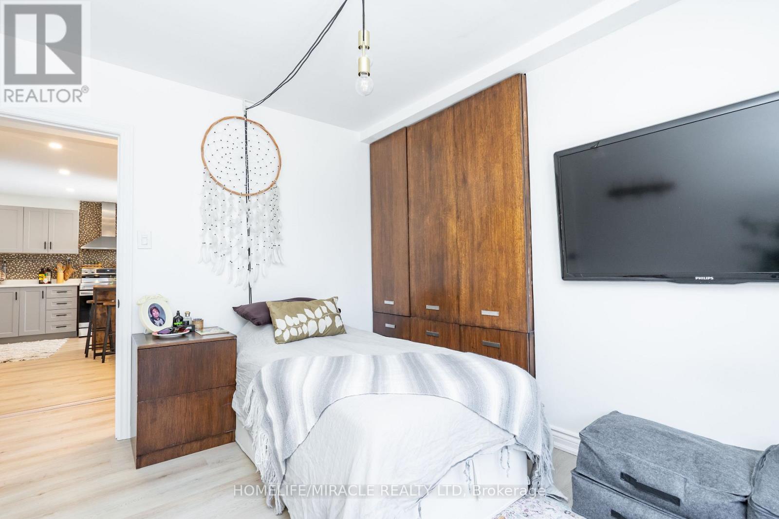 6696 Huggins Street, Niagara Falls, Ontario  L2J 1H7 - Photo 17 - X12868918