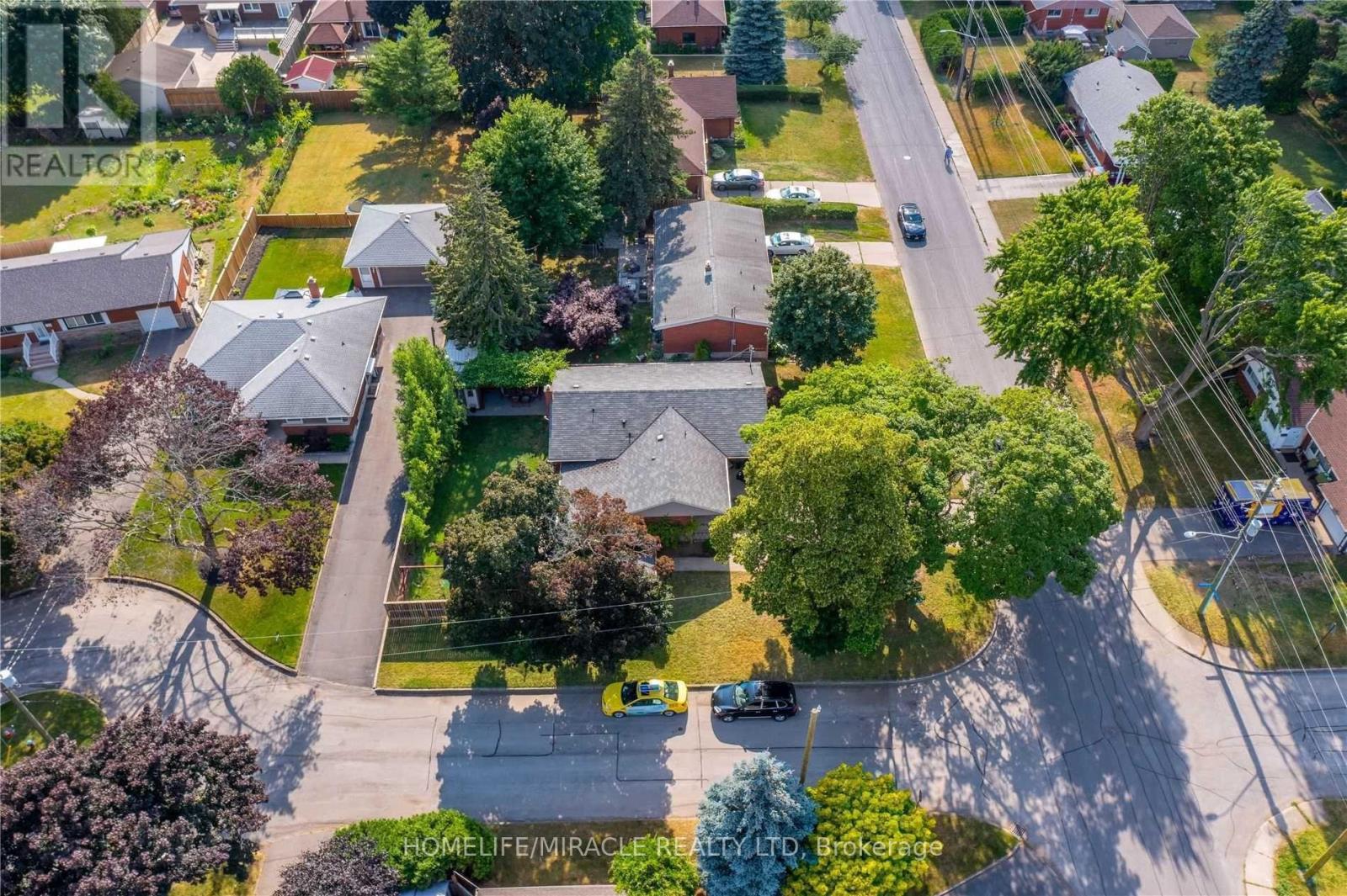 6696 Huggins Street, Niagara Falls, Ontario  L2J 1H7 - Photo 3 - X12868918