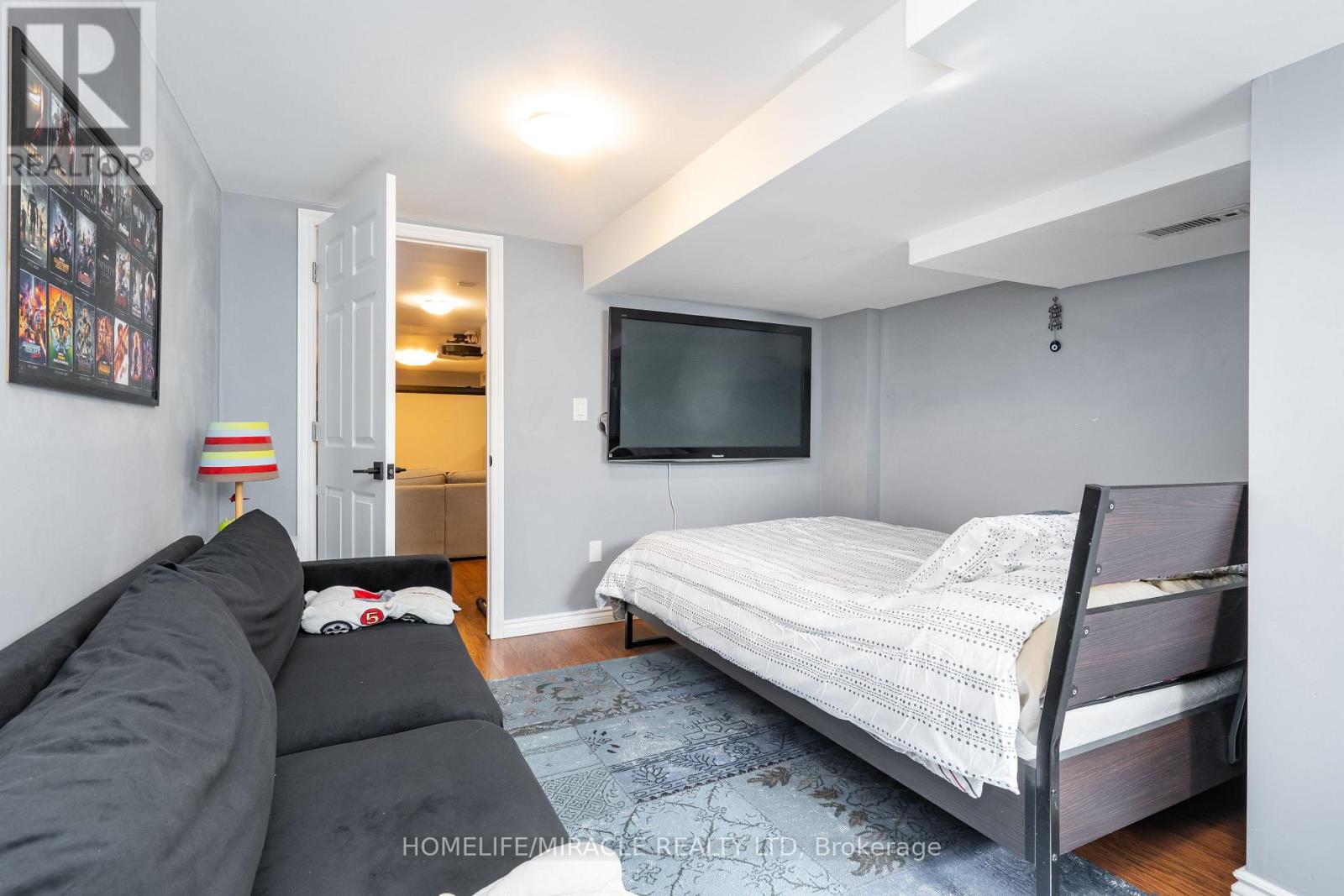 6696 Huggins Street, Niagara Falls, Ontario  L2J 1H7 - Photo 30 - X12868918