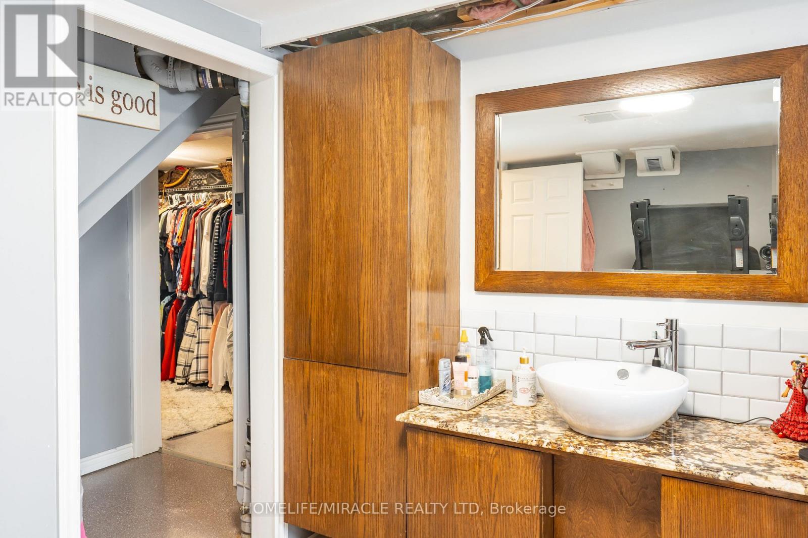 6696 Huggins Street, Niagara Falls, Ontario  L2J 1H7 - Photo 40 - X12868918