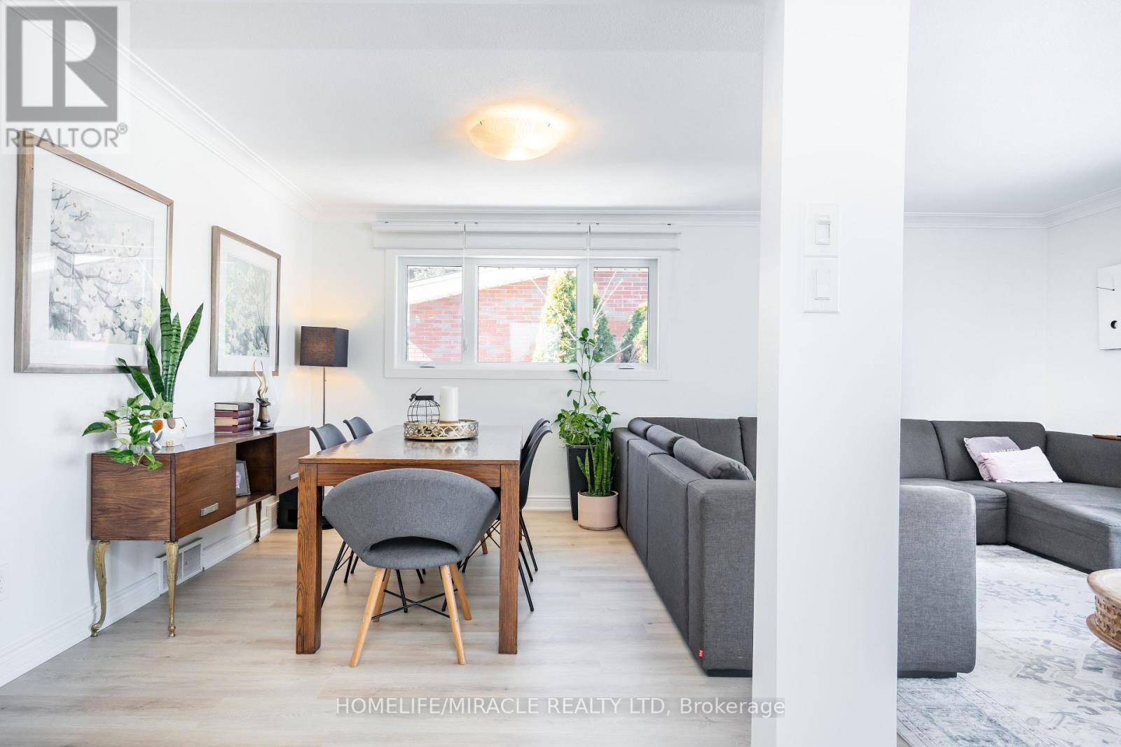 6696 Huggins Street, Niagara Falls, Ontario  L2J 1H7 - Photo 7 - X12868918