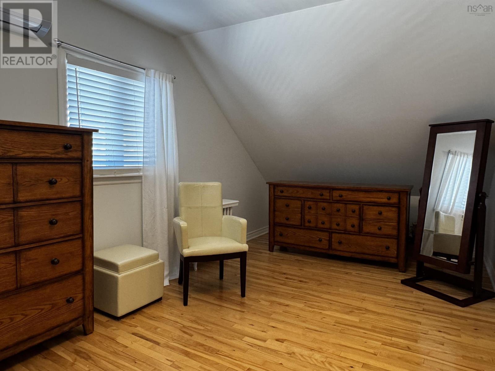 75 Lower Maclean Street, Glace Bay, Nova Scotia  B1A 2K9 - Photo 34 - 202604279