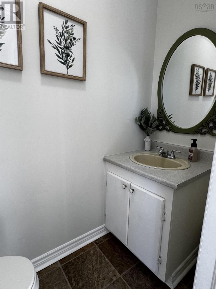 75 Lower Maclean Street, Glace Bay, Nova Scotia  B1A 2K9 - Photo 25 - 202604279