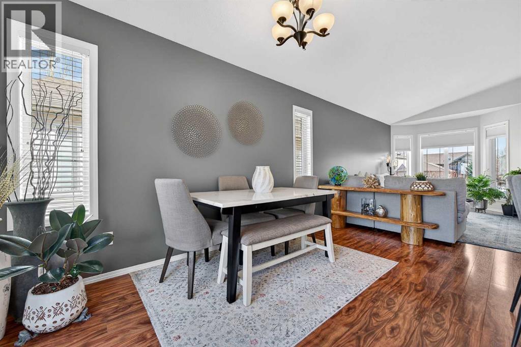 210 Firelight Crescent W, Lethbridge, Alberta  T1J 4W1 - Photo 11 - A2289625