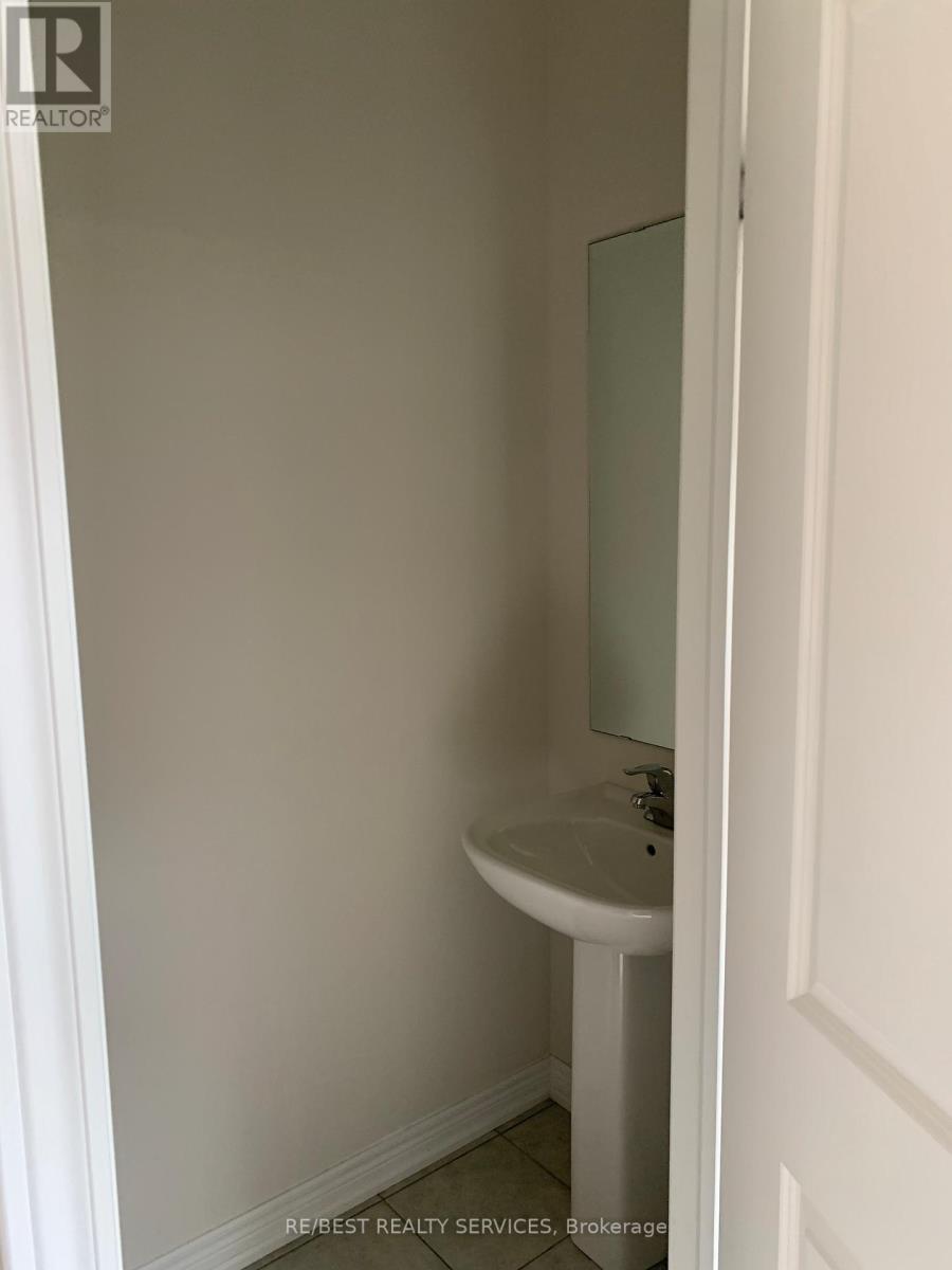 220 Coronation Road, Whitby, Ontario  L1P 0H7 - Photo 7 - E12868672