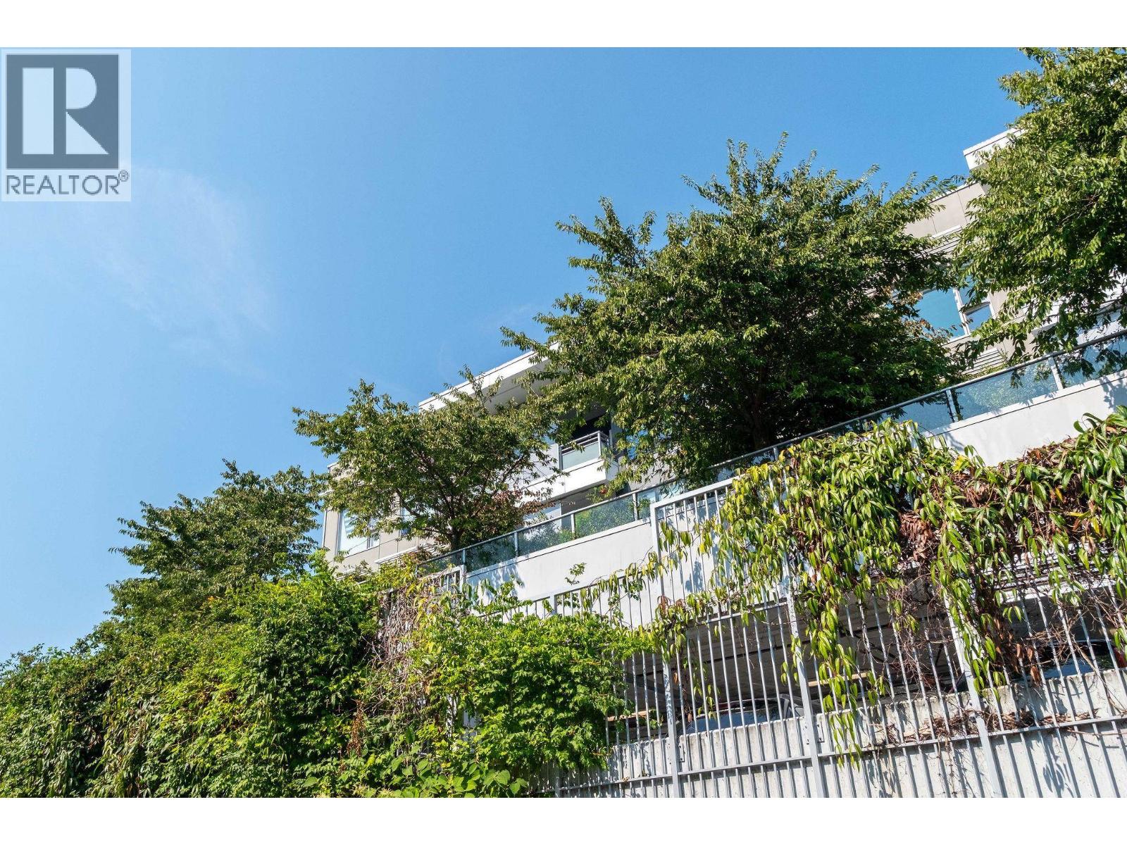 404 1061 Marine Drive, North Vancouver, British Columbia  V7P 1S6 - Photo 36 - R3091099