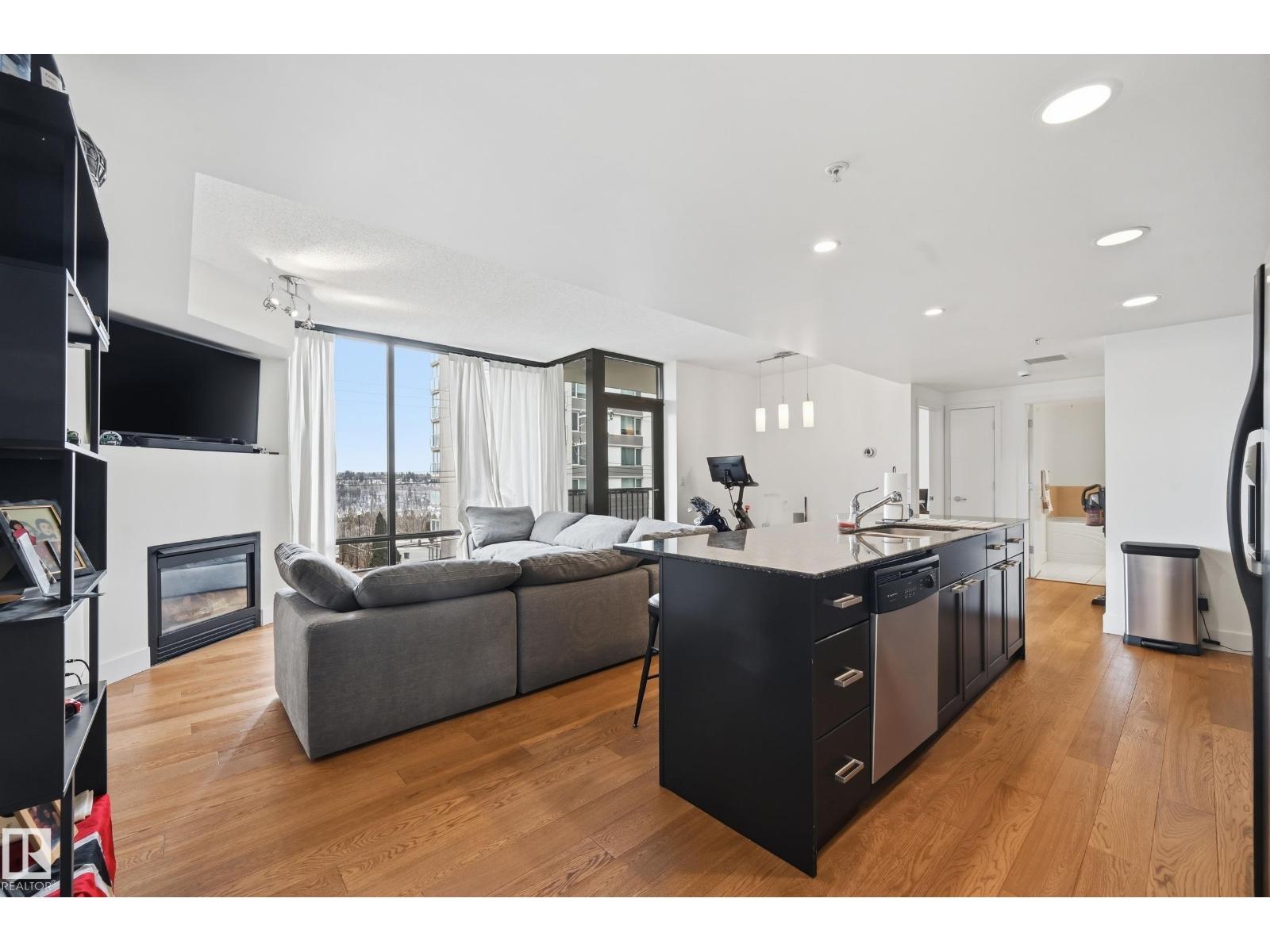 #306 10028 119 St Nw, Edmonton, Alberta  T5K 1Y8 - Photo 9 - E4476796