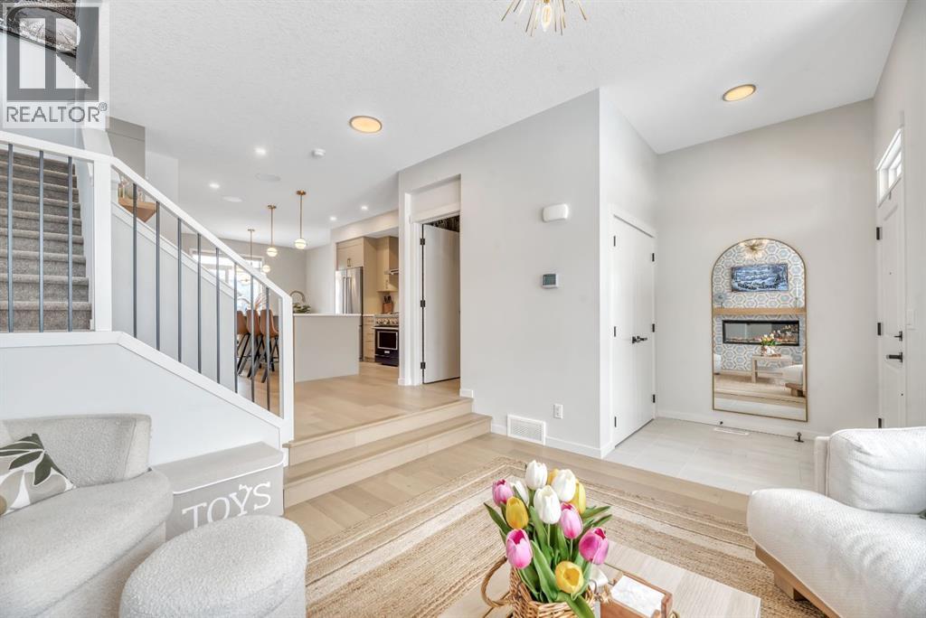 559 Wolf Creek Way Se, Calgary, Alberta  T2X 4Y9 - Photo 4 - A2289317