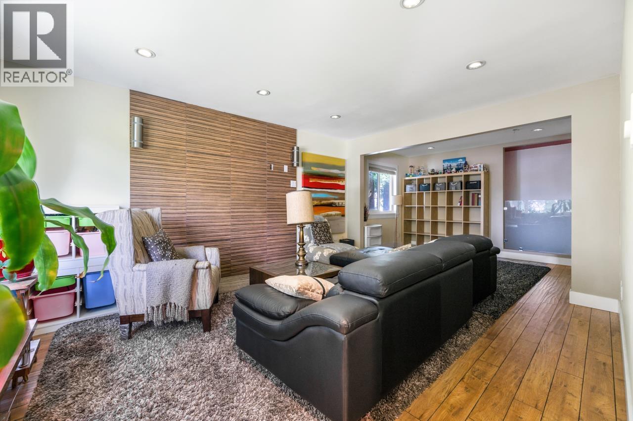 7814 Rosewood Street, Burnaby, British Columbia  V5E 2H1 - Photo 5 - R3082766