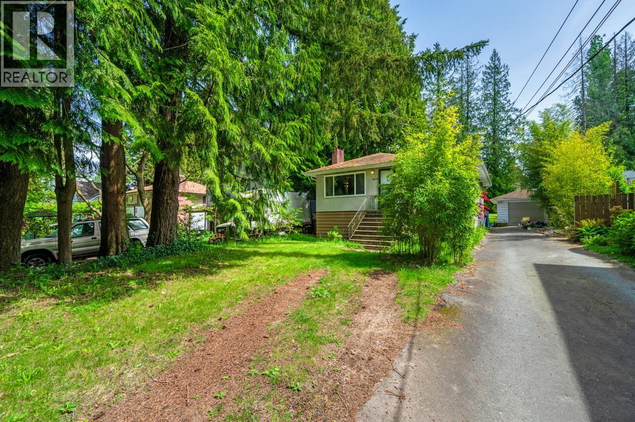 7814 Rosewood Street, Burnaby, British Columbia  V5E 2H1 - Photo 2 - R3082766