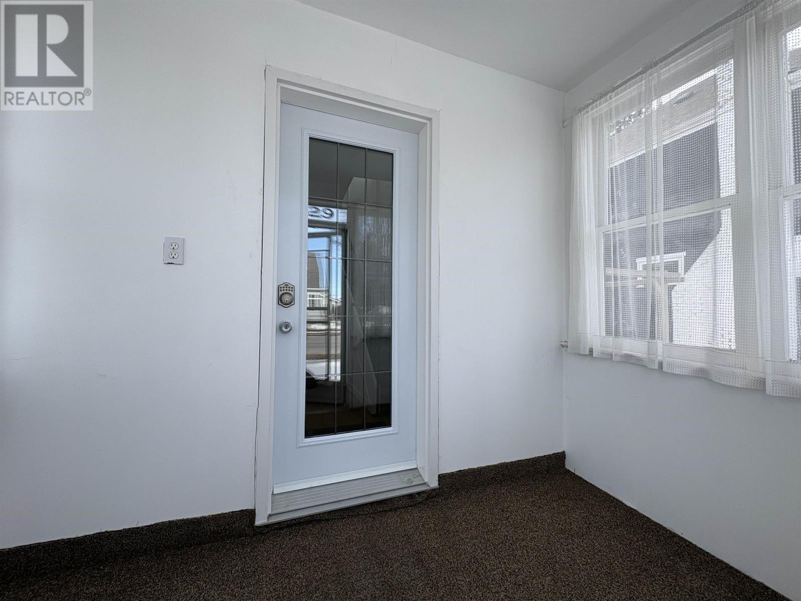 429 Second St E, Fort Frances, Ontario  P9A 1N2 - Photo 4 - TB2600409