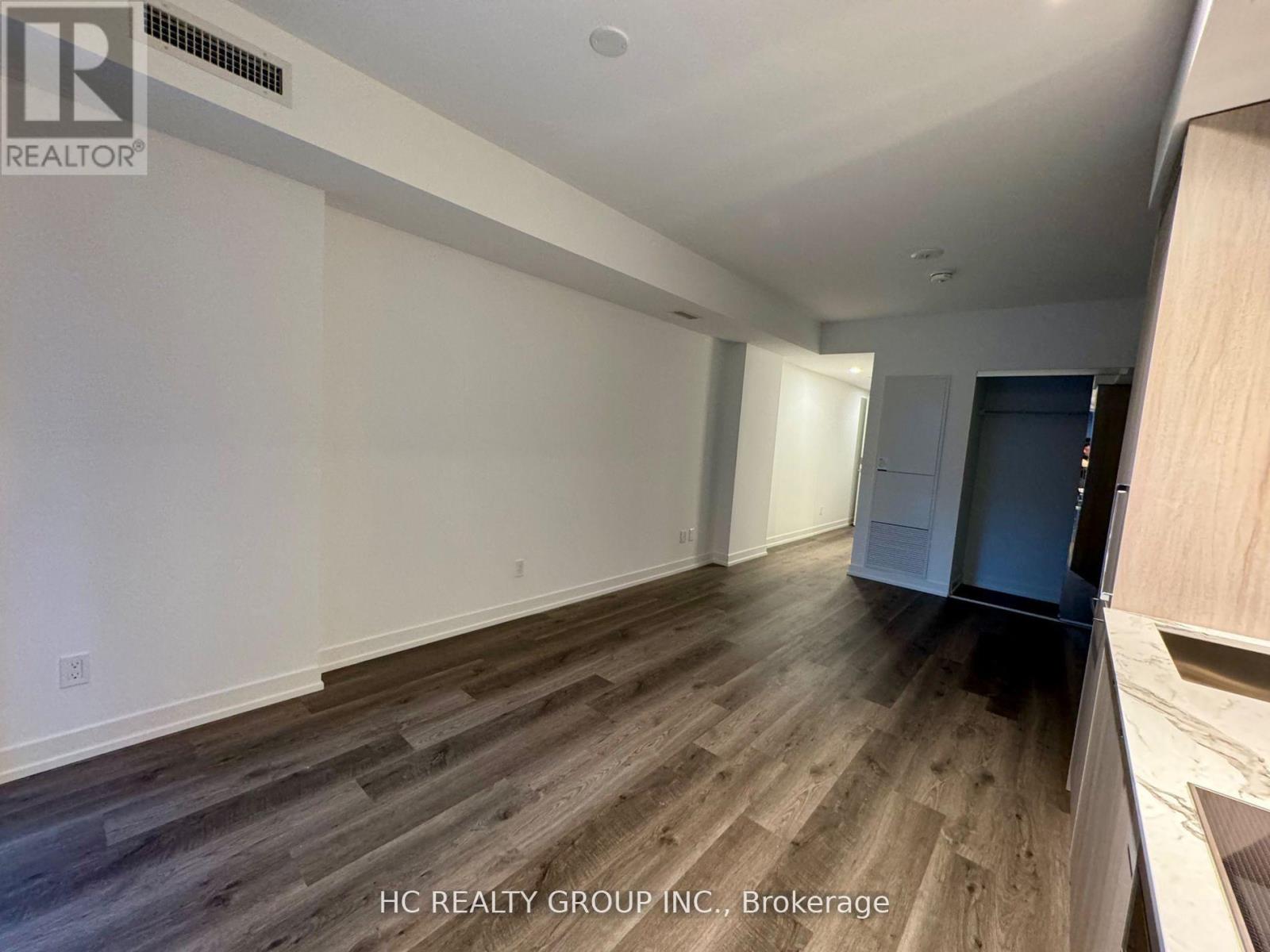 511 - 771 Yonge Street, Toronto (Annex), Ontario  M4W 0B8 - Photo 12 - C12868976