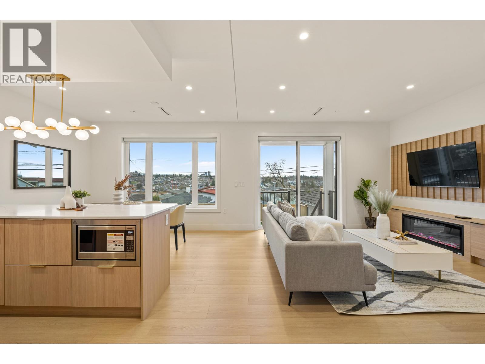 3156-2 E 8th Avenue, Vancouver, British Columbia  V5M 1X6 - Photo 4 - R3097986