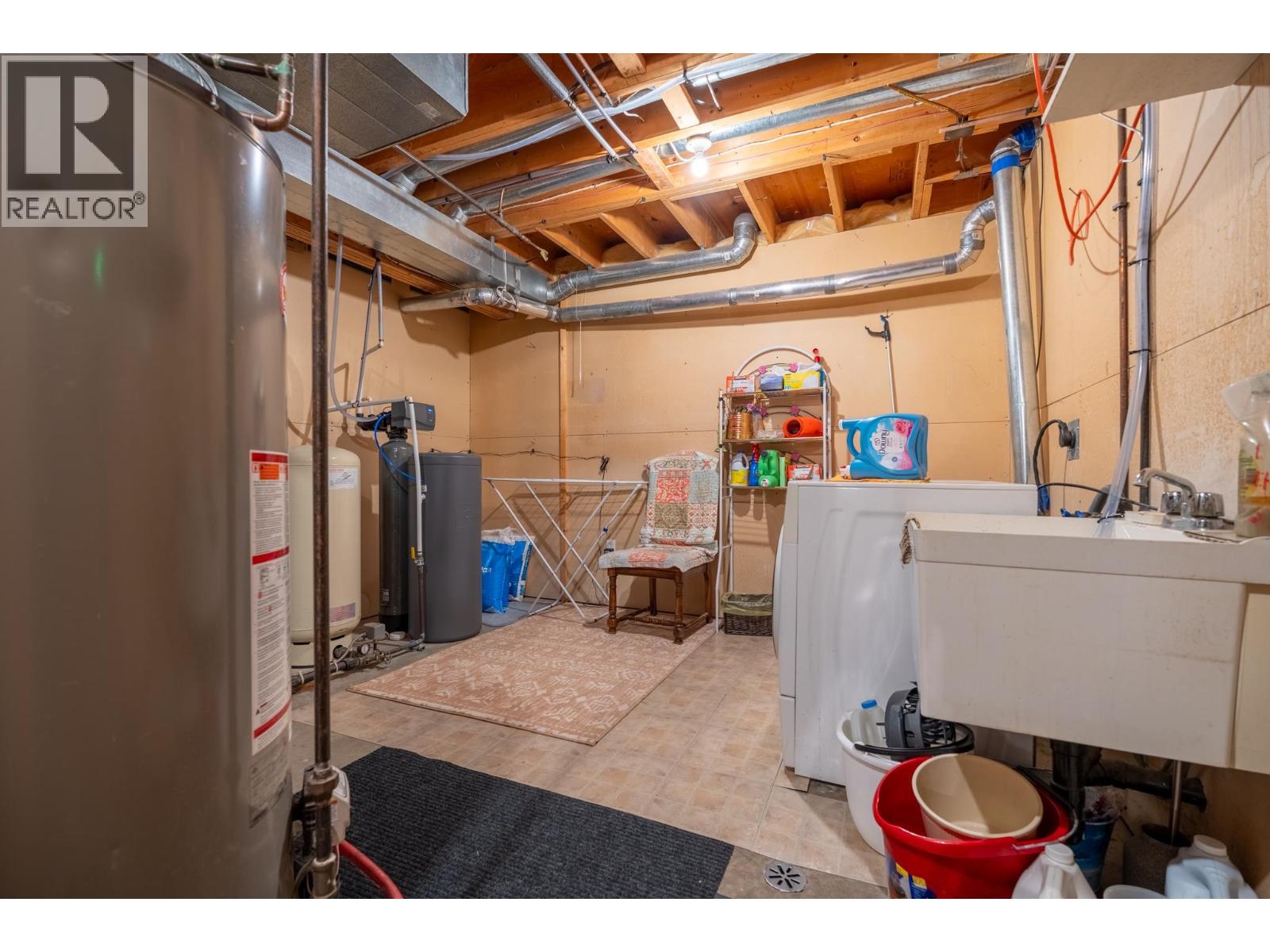 9805 Ridgetop Drive, Prince George, British Columbia  V2N 6V5 - Photo 14 - R3098484