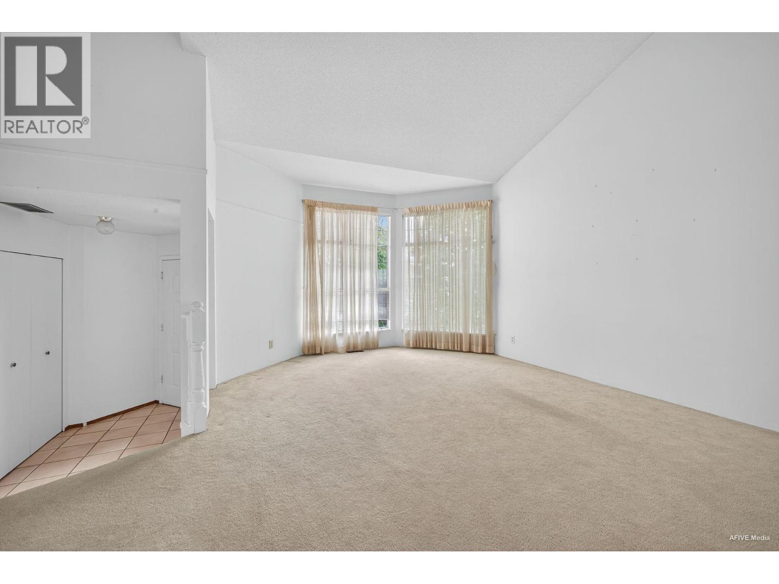 2713 Mara Drive, Coquitlam, British Columbia  V3C 5L6 - Photo 8 - R3098295