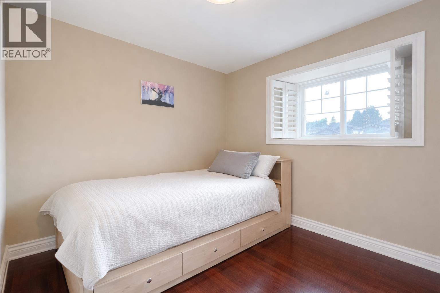 6916 Cunningham Court, Burnaby, British Columbia  V5E 0B1 - Photo 11 - R3098521