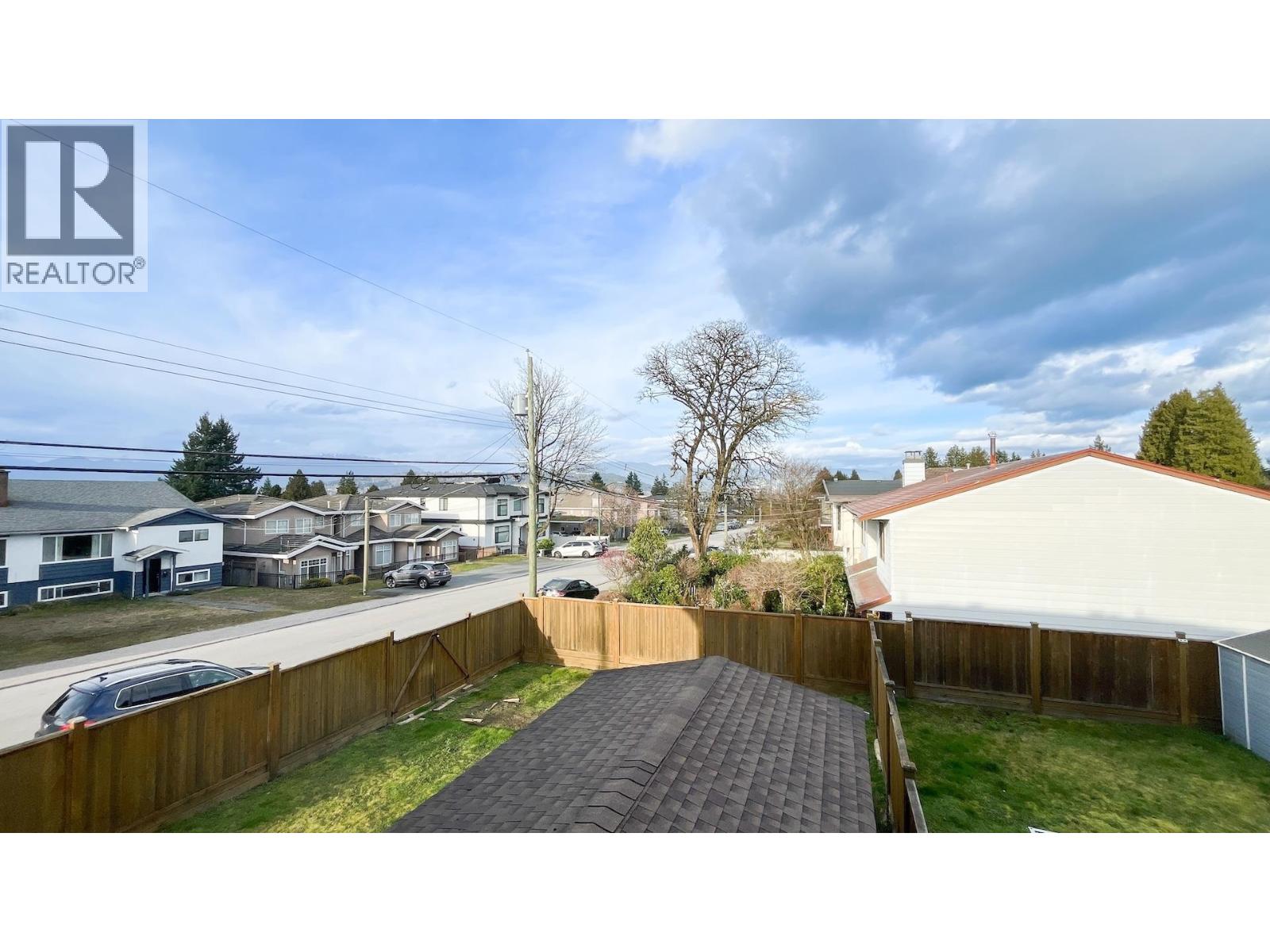 6916 Cunningham Court, Burnaby, British Columbia  V5E 0B1 - Photo 14 - R3098521