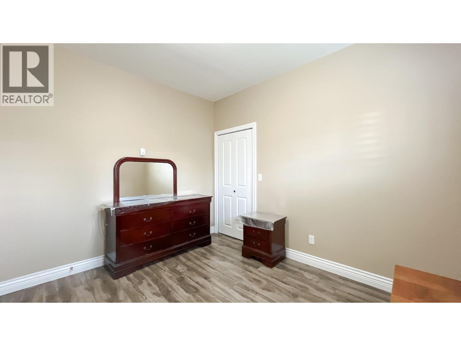 6916 Cunningham Court, Burnaby, British Columbia  V5E 0B1 - Photo 19 - R3098521