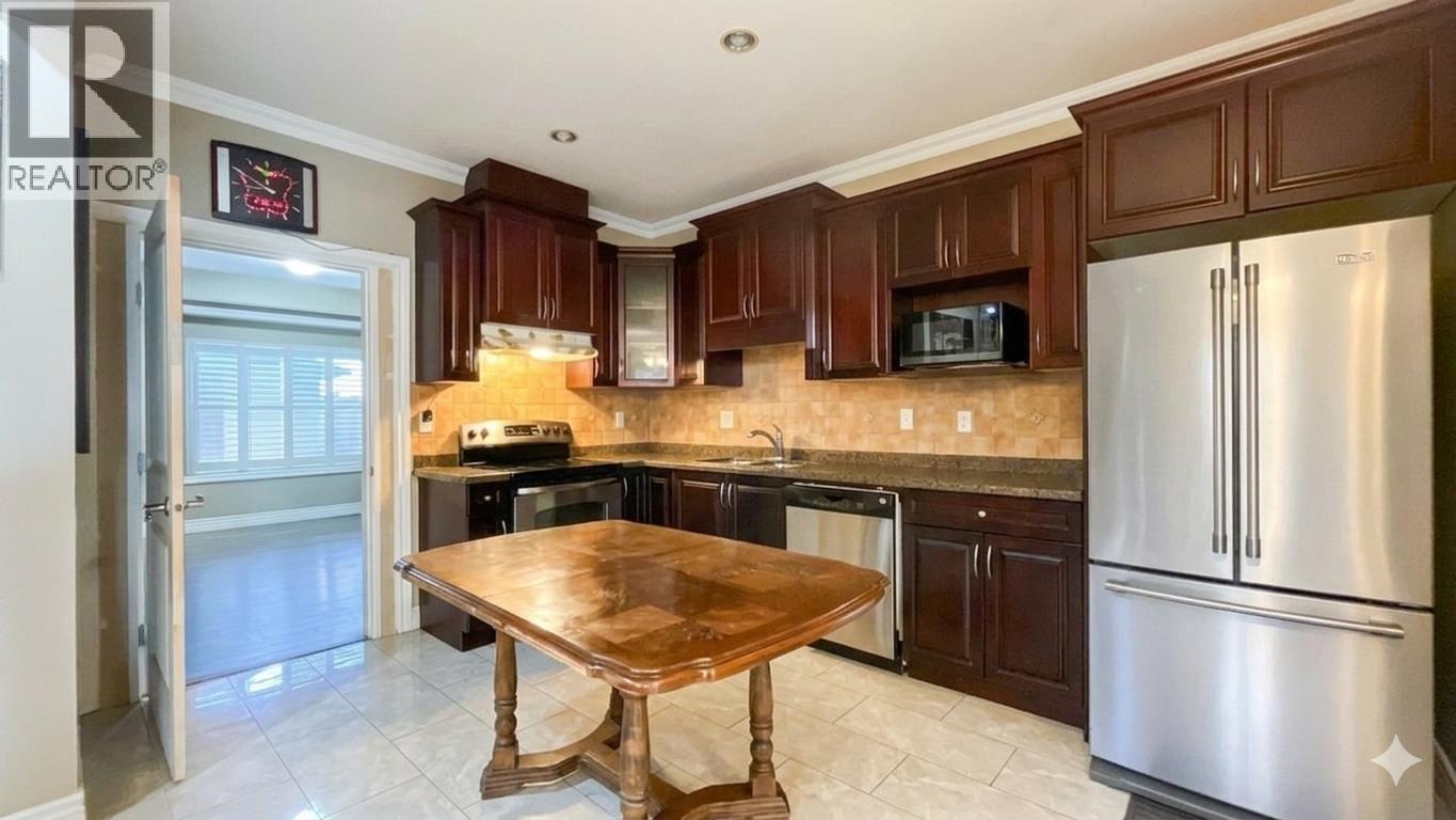 6916 Cunningham Court, Burnaby, British Columbia  V5E 0B1 - Photo 5 - R3098521