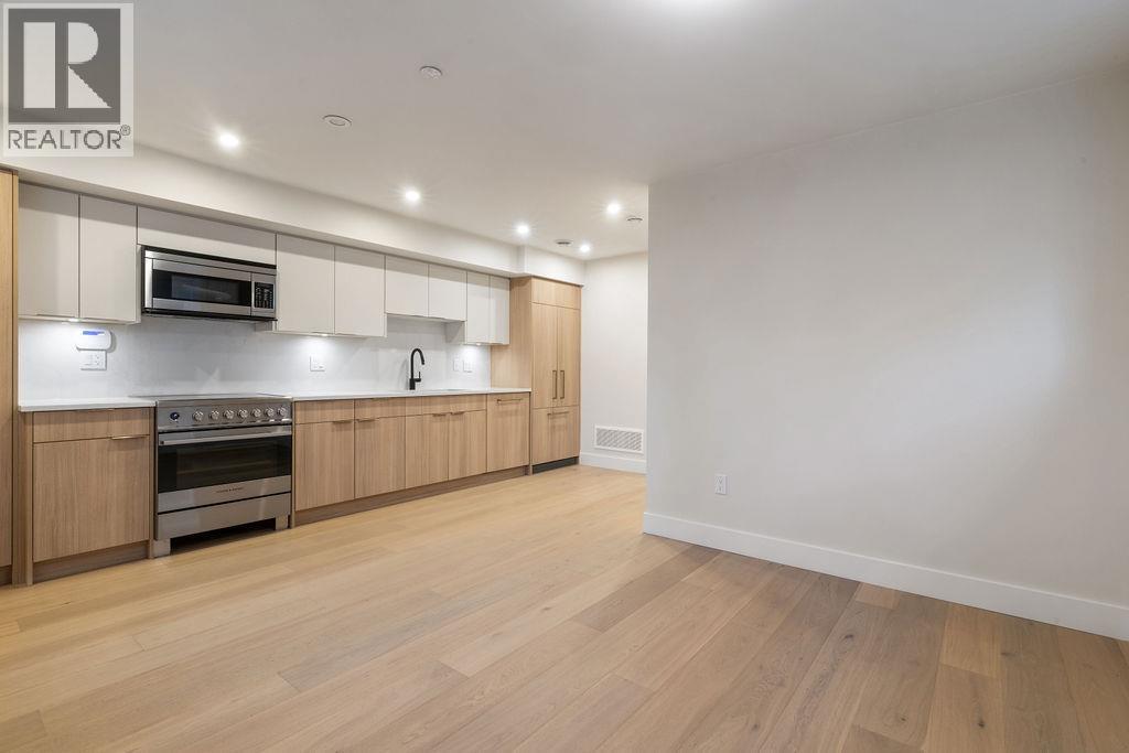 1 1933 Templeton Drive, Vancouver, British Columbia  V5N 4V9 - Photo 6 - R3098525