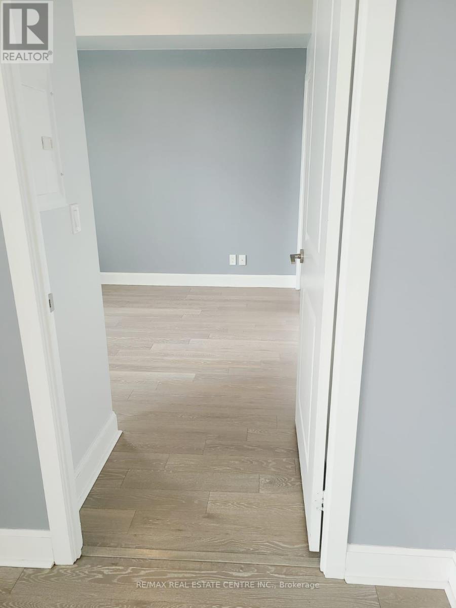 2611 - 33 Shore Breeze Drive, Toronto, Ontario  M8V 0G1 - Photo 3 - W12868322