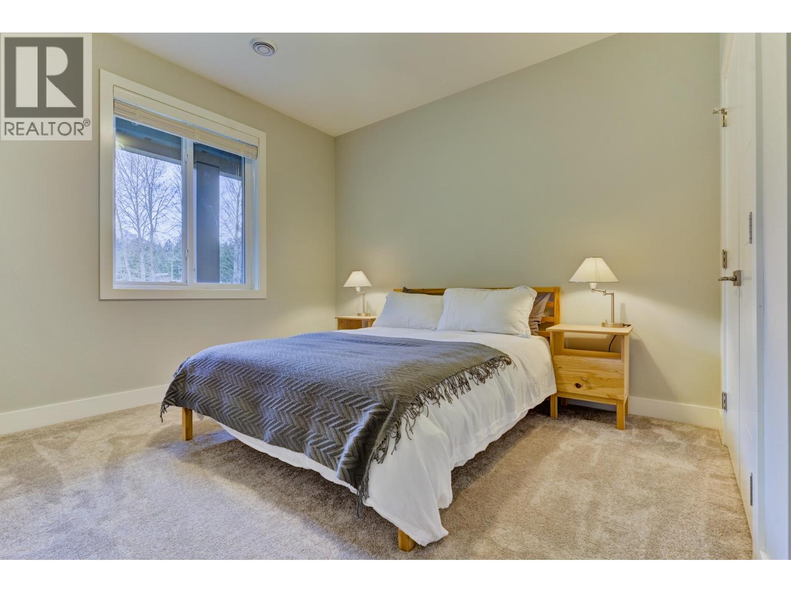 2004 Tiyata Boulevard, Pemberton, British Columbia  V0N 2L0 - Photo 26 - R3098538