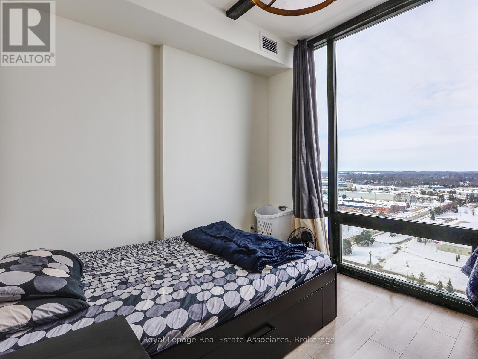 2002 - 145 Columbia Street W, Waterloo, Ontario  N2L 0K7 - Photo 18 - X12791044