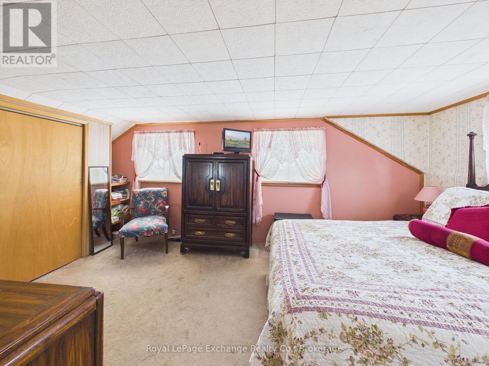 350 St Albert Street, Kincardine, Ontario  N2Z 2T8 - Photo 10 - X12868968