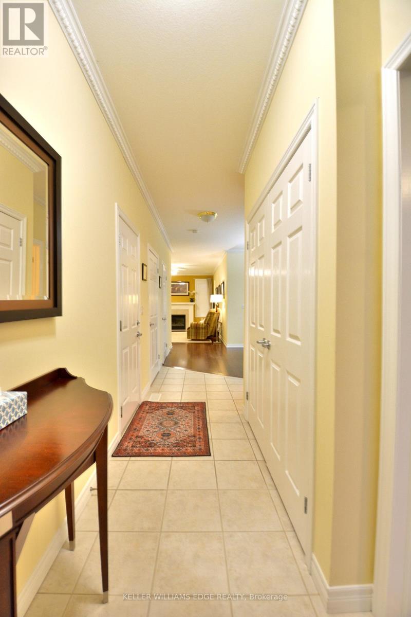 41 - 2165 Itabashi Way, Burlington, Ontario  L7M 0A2 - Photo 3 - W12868958