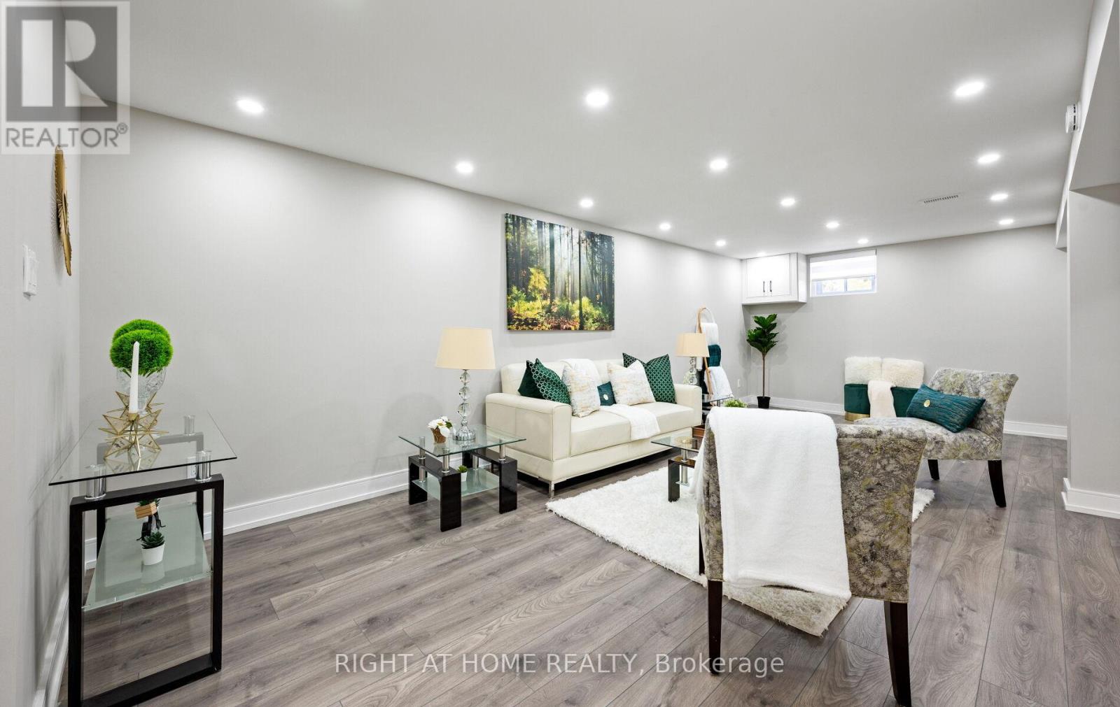 1395 Niels Avenue, Burlington, Ontario  L7P 2E6 - Photo 30 - W12868964