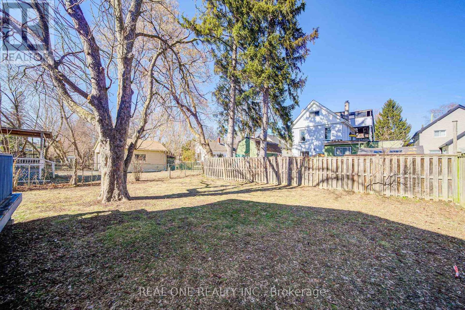 102 Royal Avenue, Hamilton, Ontario  L8S 2C6 - Photo 39 - X12864716