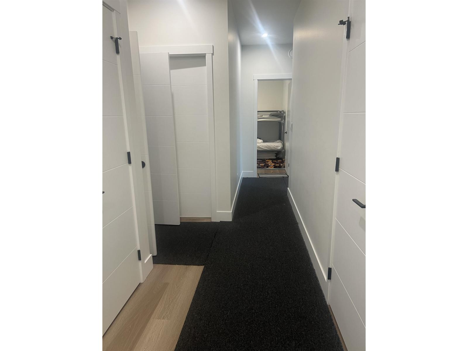 402 10778 138 Street, Surrey, British Columbia  V3T 0S5 - Photo 2 - R3096515