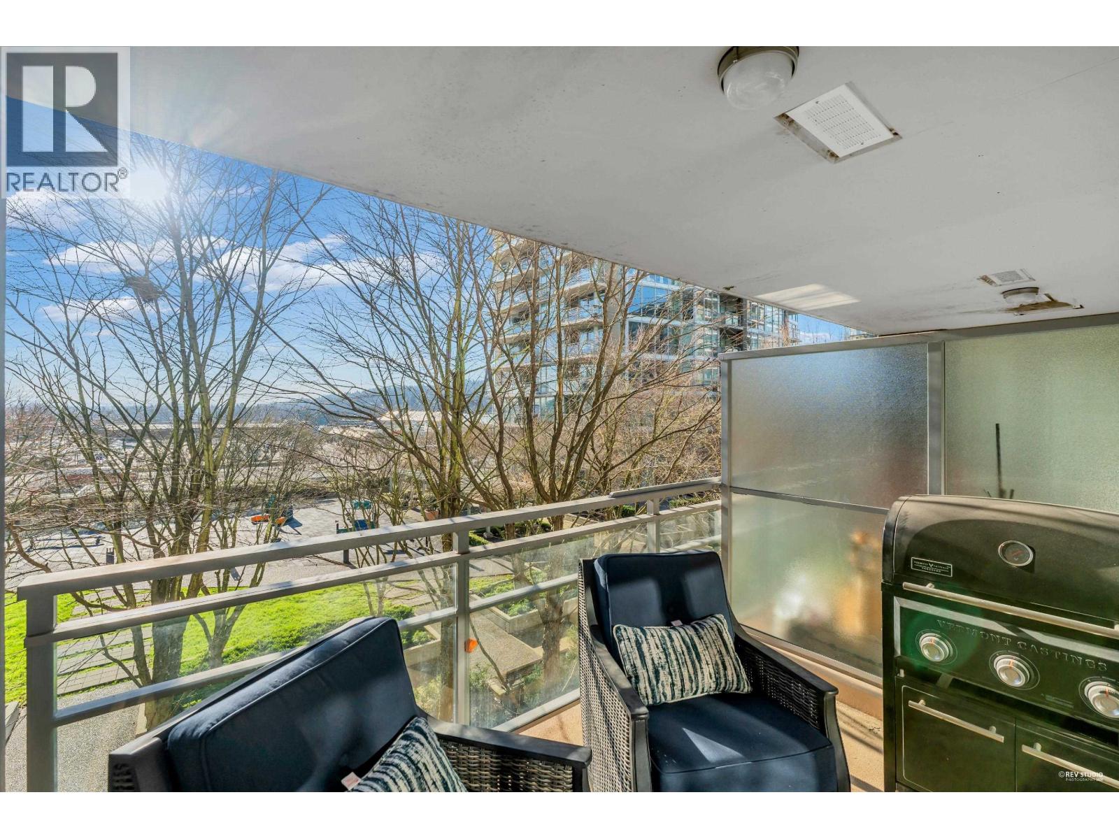 705 2978 Glen Drive, Coquitlam, British Columbia  V3B 0C3 - Photo 27 - R3098498