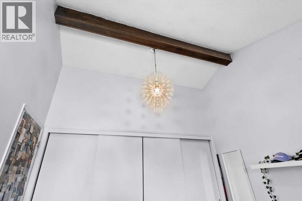 118 Brae Glen Lane Sw, Calgary, Alberta  T2W 1B6 - Photo 26 - A2290345