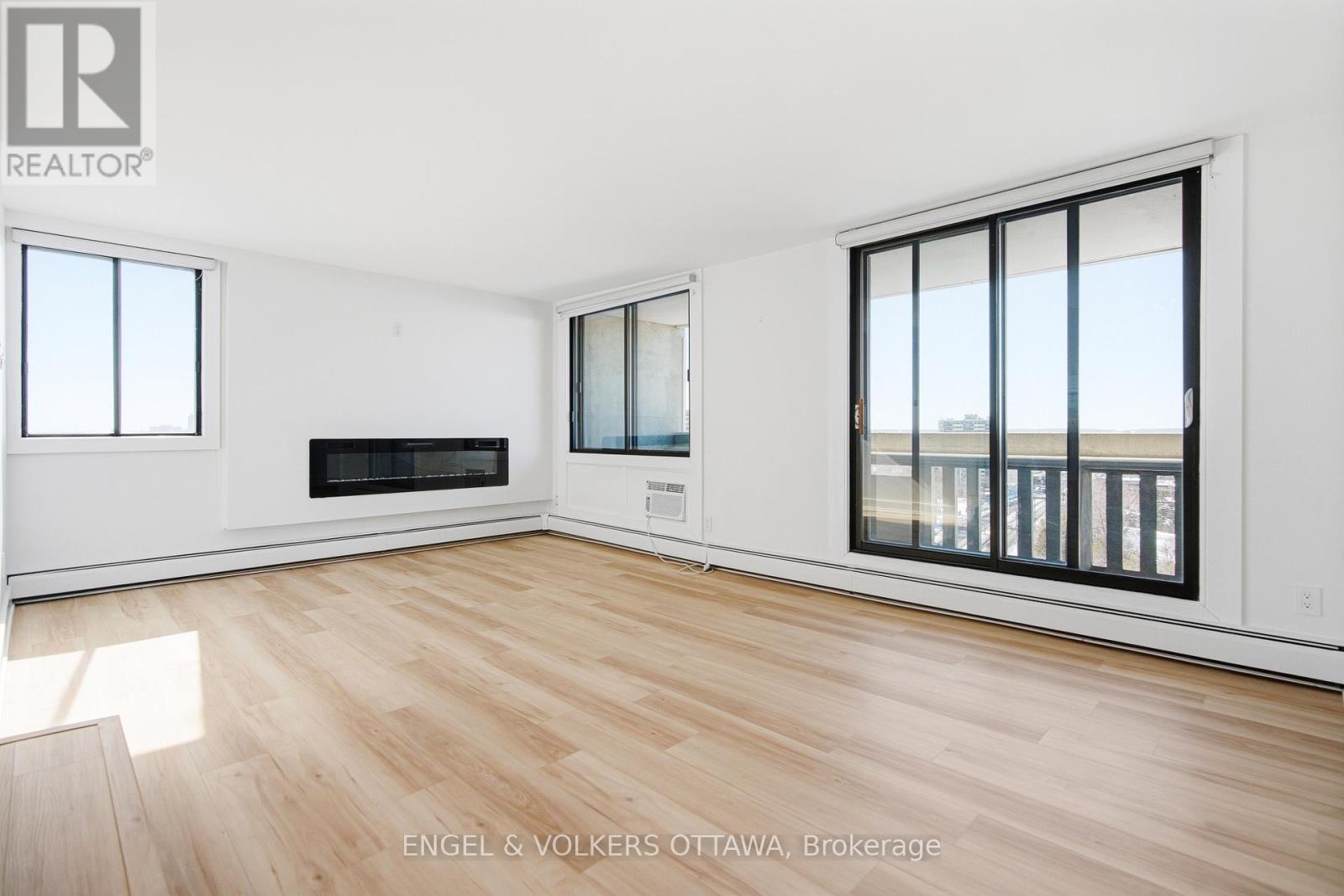 1504 - 415 Greenview Avenue, Ottawa, Ontario  K2B 8G5 - Photo 11 - X12869012