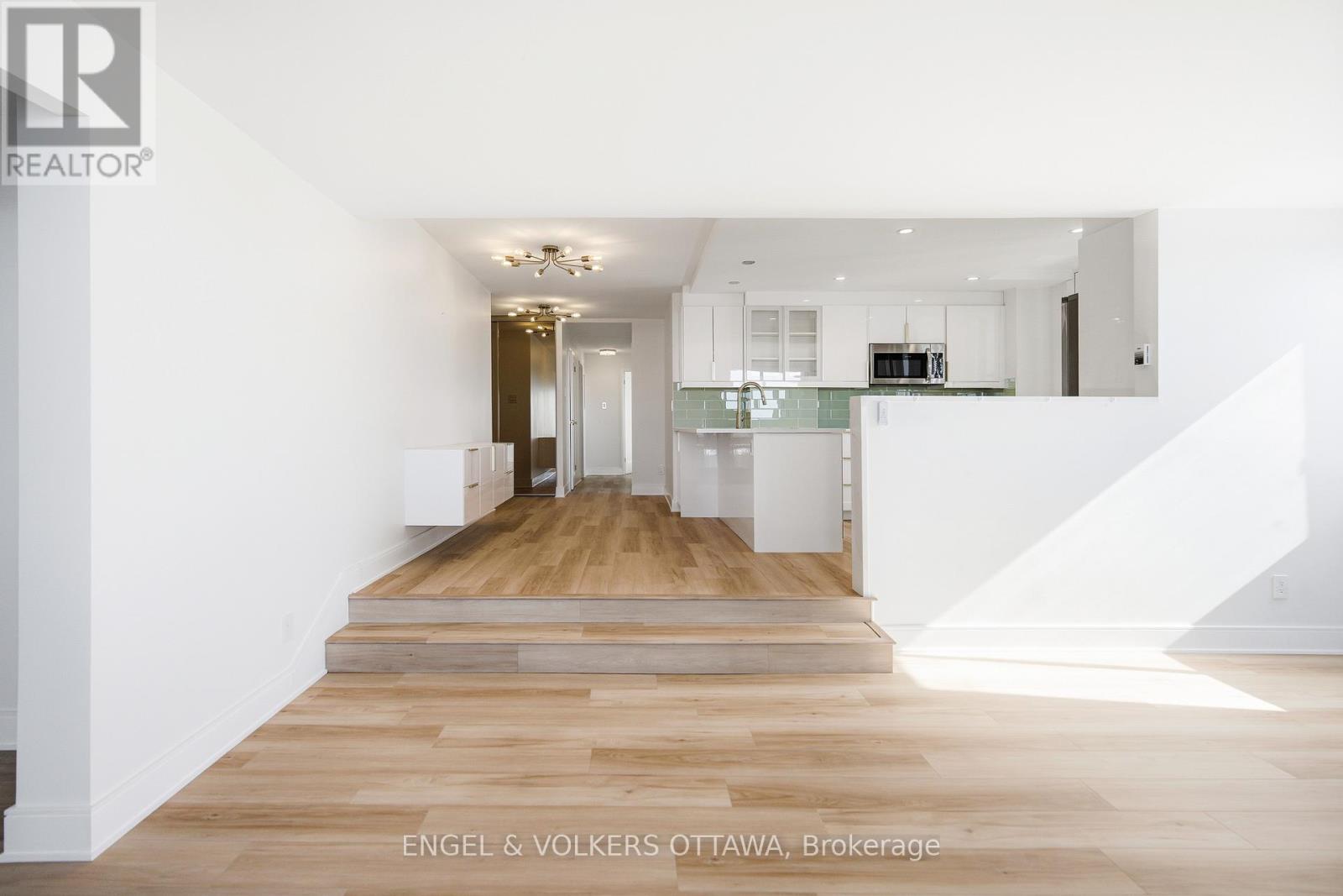 1504 - 415 Greenview Avenue, Ottawa, Ontario  K2B 8G5 - Photo 19 - X12869012