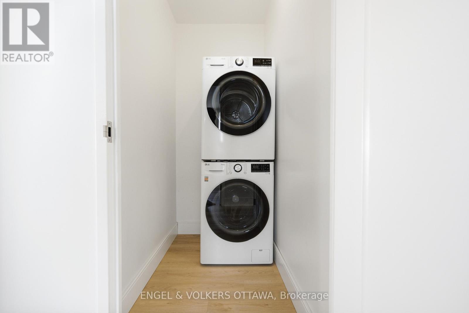 1504 - 415 Greenview Avenue, Ottawa, Ontario  K2B 8G5 - Photo 21 - X12869012