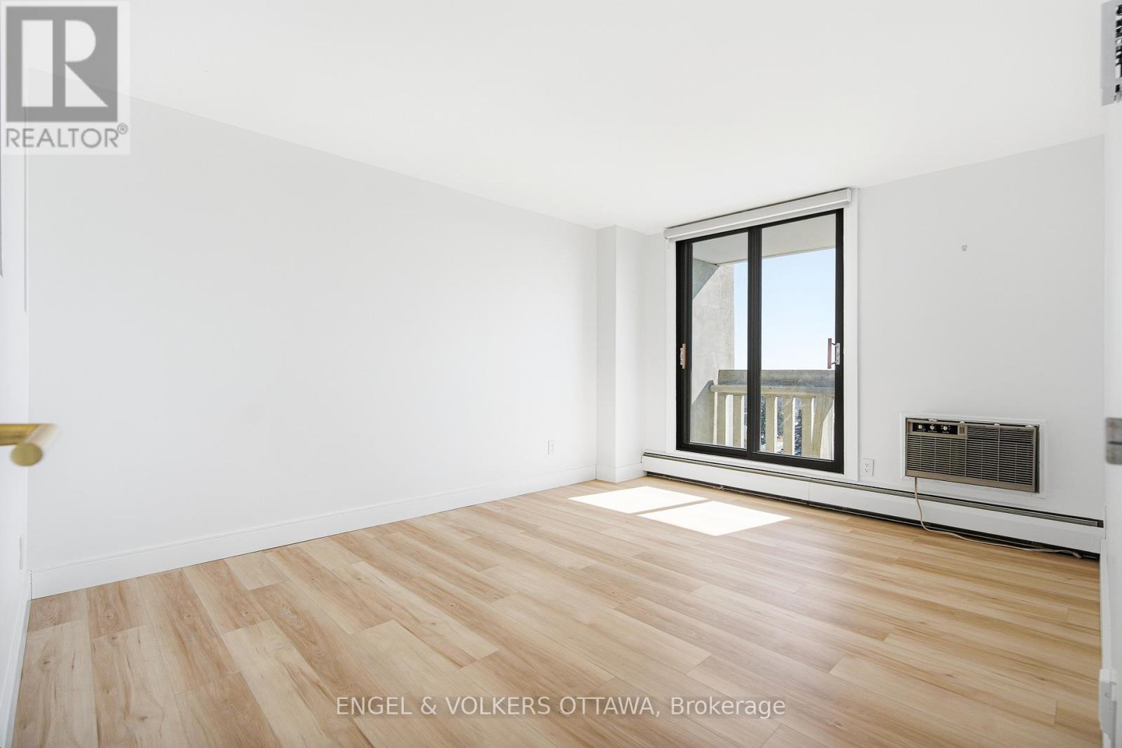 1504 - 415 Greenview Avenue, Ottawa, Ontario  K2B 8G5 - Photo 30 - X12869012