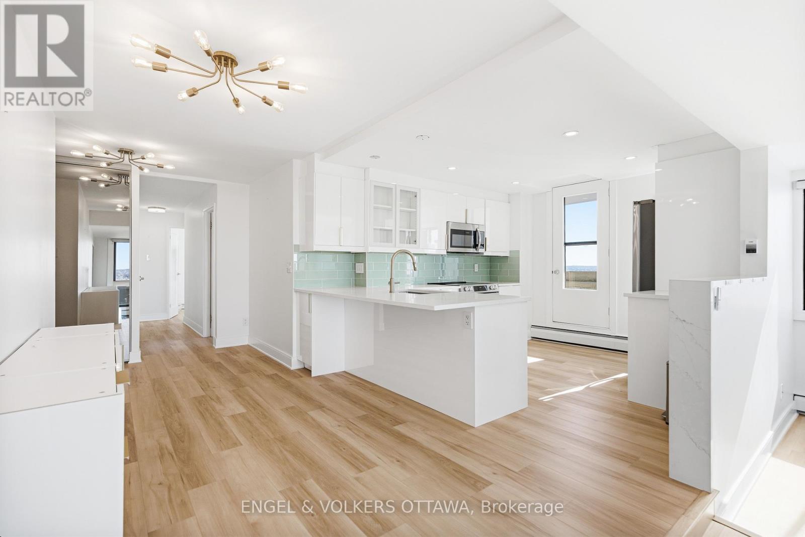 1504 - 415 Greenview Avenue, Ottawa, Ontario  K2B 8G5 - Photo 7 - X12869012