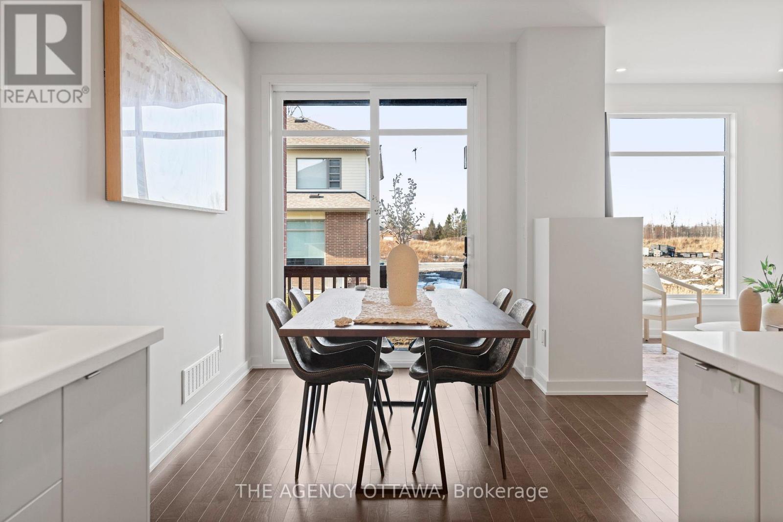 267 Apricot Street, Ottawa, Ontario  K1X 0K1 - Photo 11 - X12869024