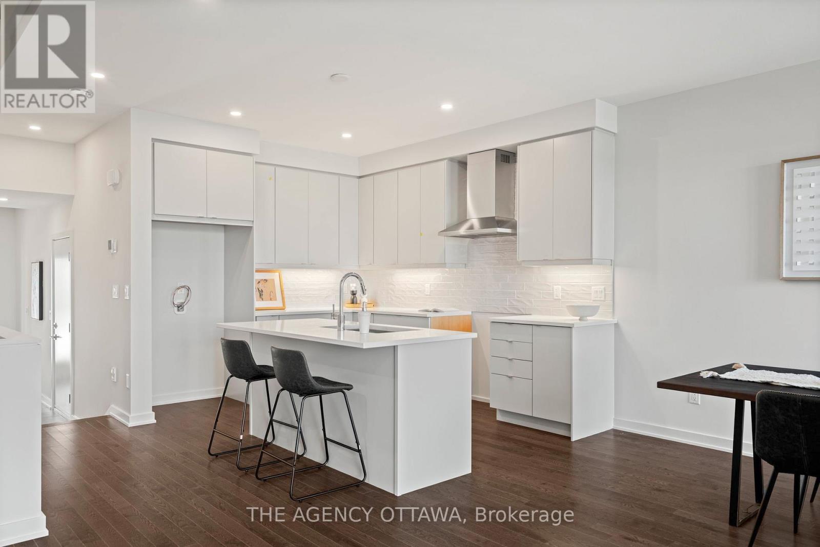 267 Apricot Street, Ottawa, Ontario  K1X 0K1 - Photo 13 - X12869024