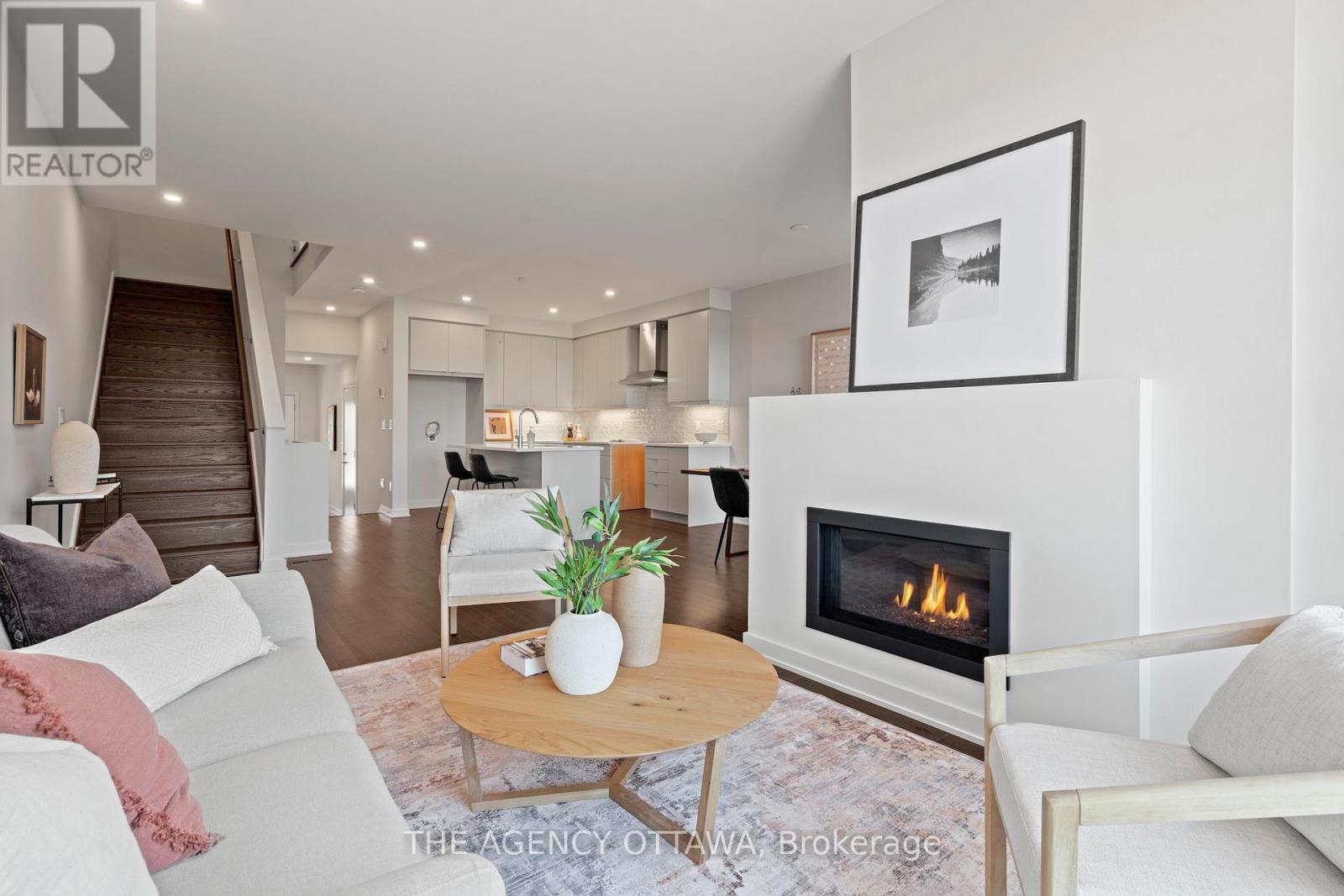 267 Apricot Street, Ottawa, Ontario  K1X 0K1 - Photo 14 - X12869024