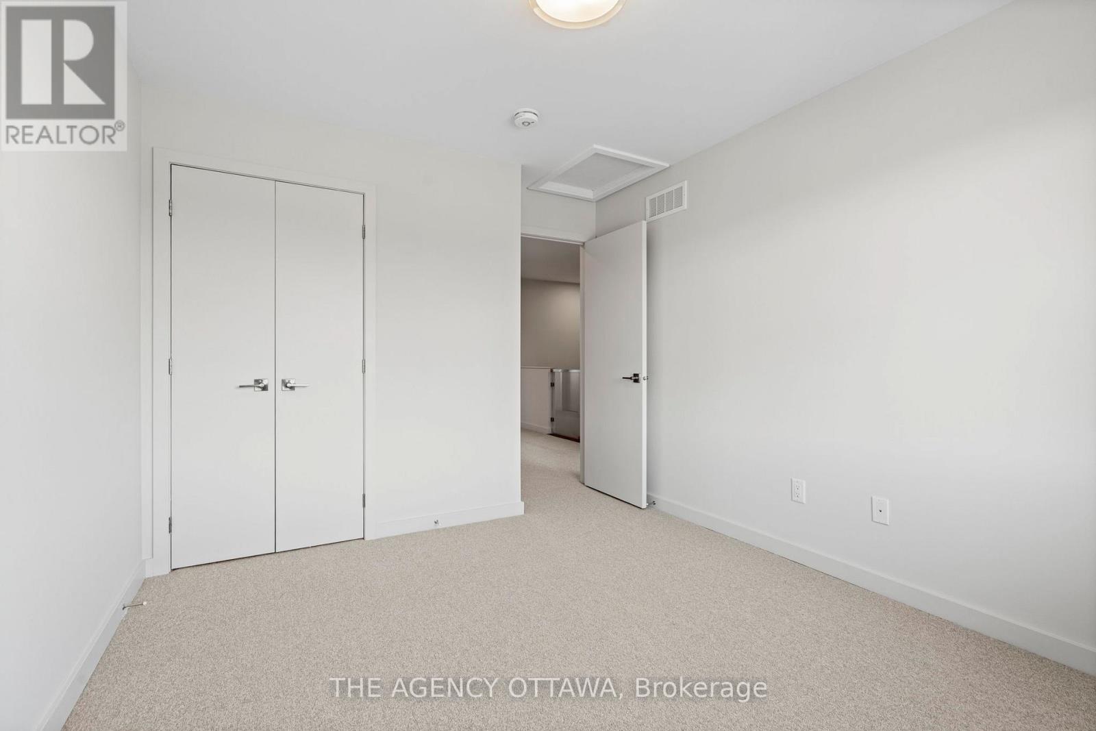 267 Apricot Street, Ottawa, Ontario  K1X 0K1 - Photo 29 - X12869024