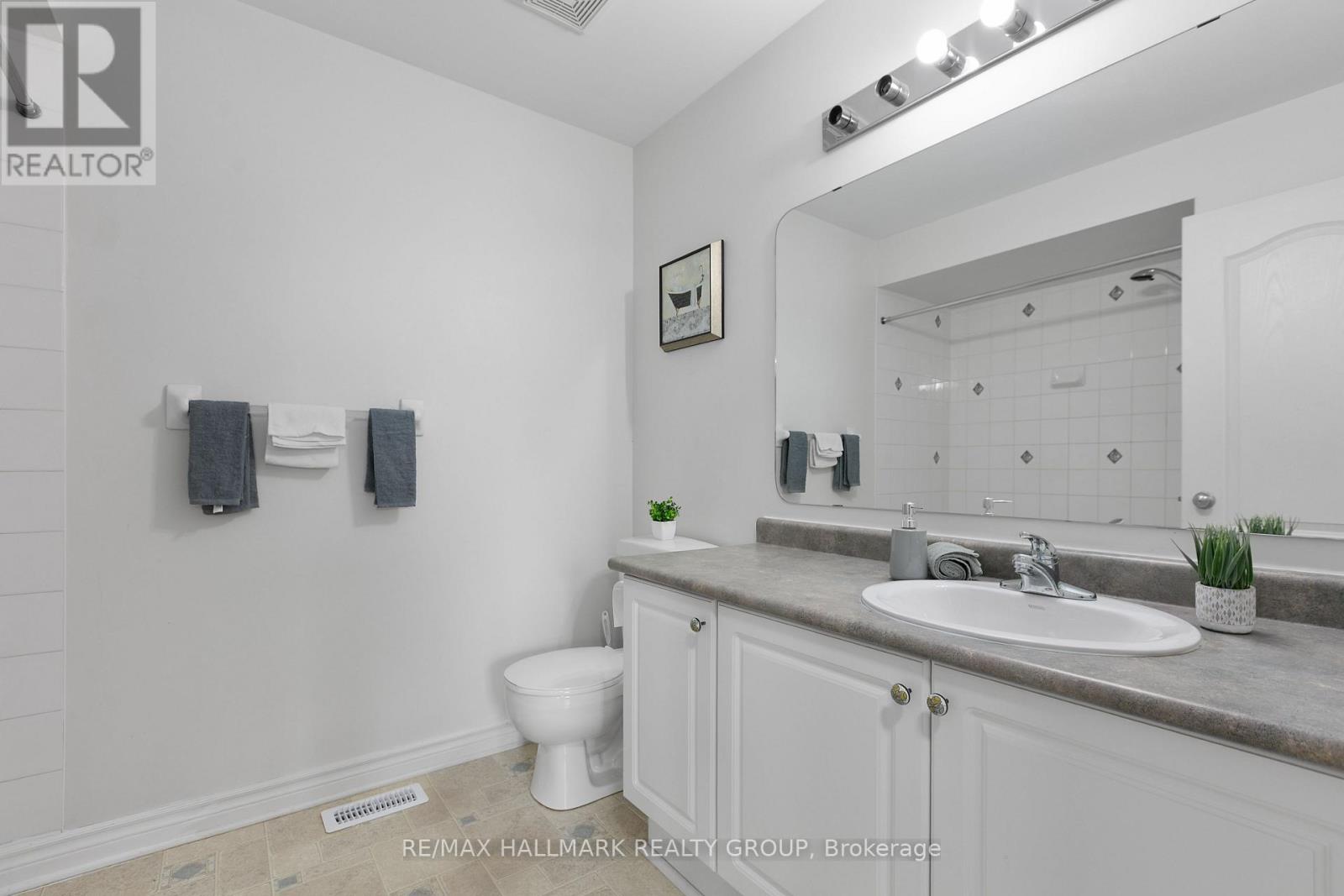 4120 Kelly Farm Drive, Ottawa, Ontario  K1T 4J2 - Photo 22 - X12869032