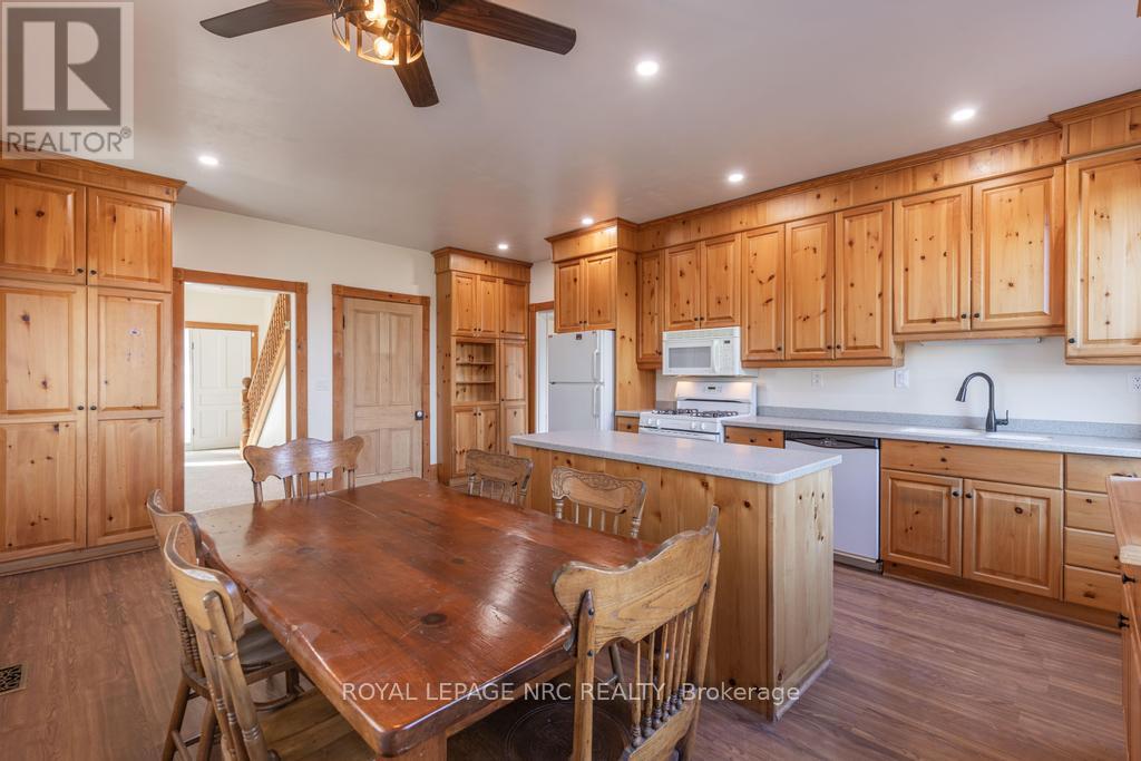 245 Niven Road, Niagara-On-The-Lake, Ontario  L0S 1J0 - Photo 10 - X12869028