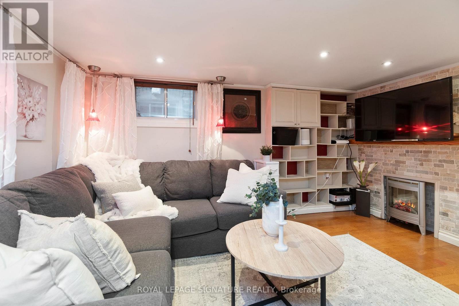 32 Kerr Road, Toronto, Ontario  M4L 1K4 - Photo 26 - E12869006