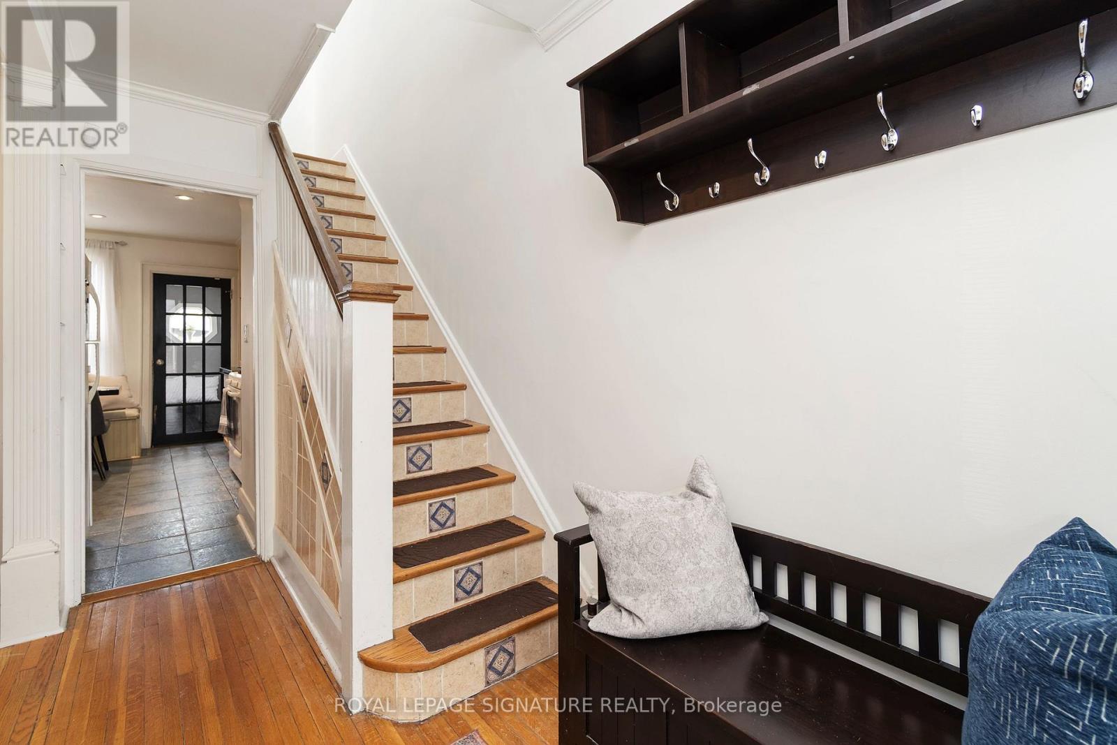 32 Kerr Road, Toronto, Ontario  M4L 1K4 - Photo 5 - E12869006